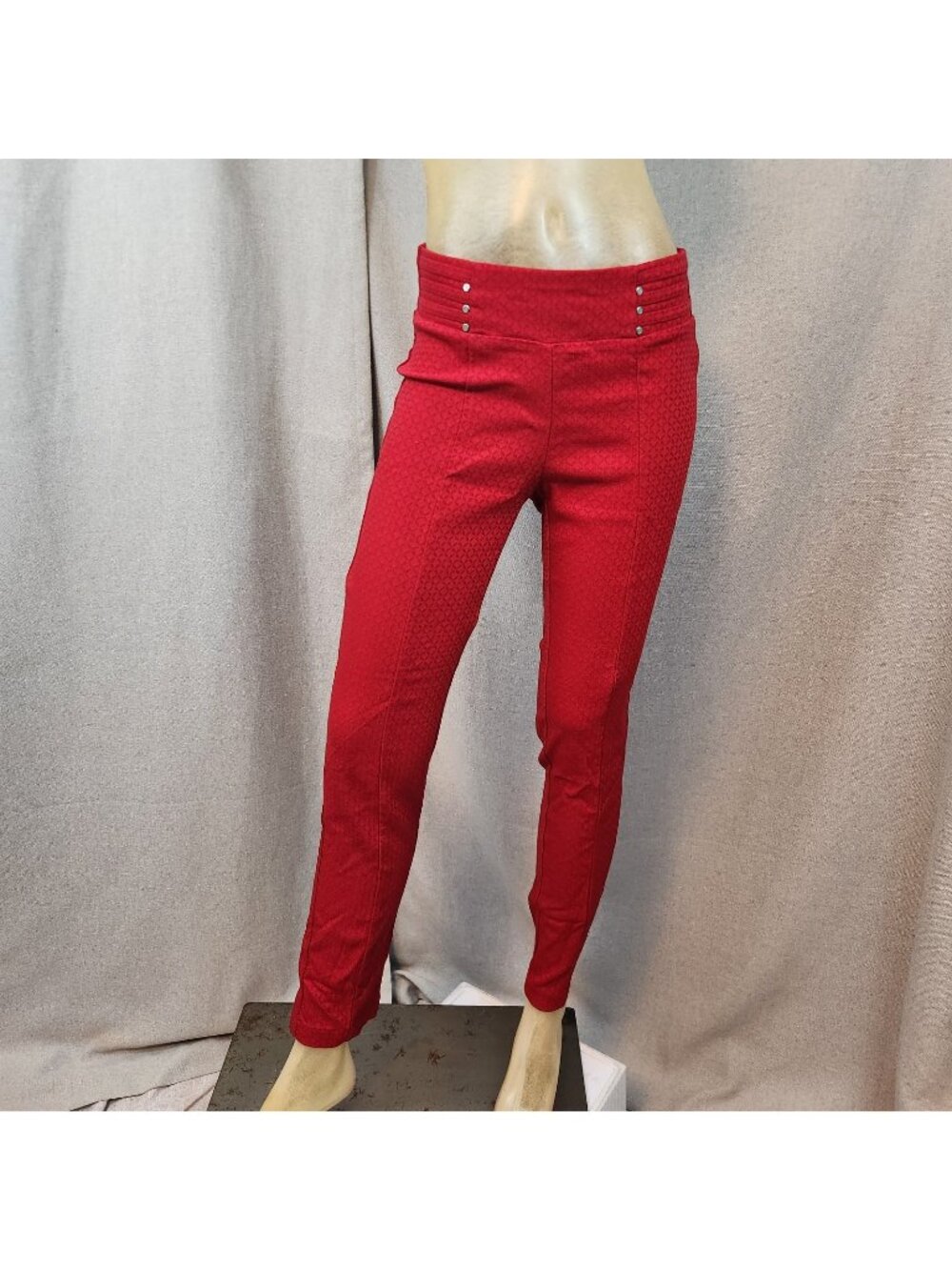 Rafaella Red Diamond Pattern Stretch Dress Pants Legging Size 8 MEDIUM